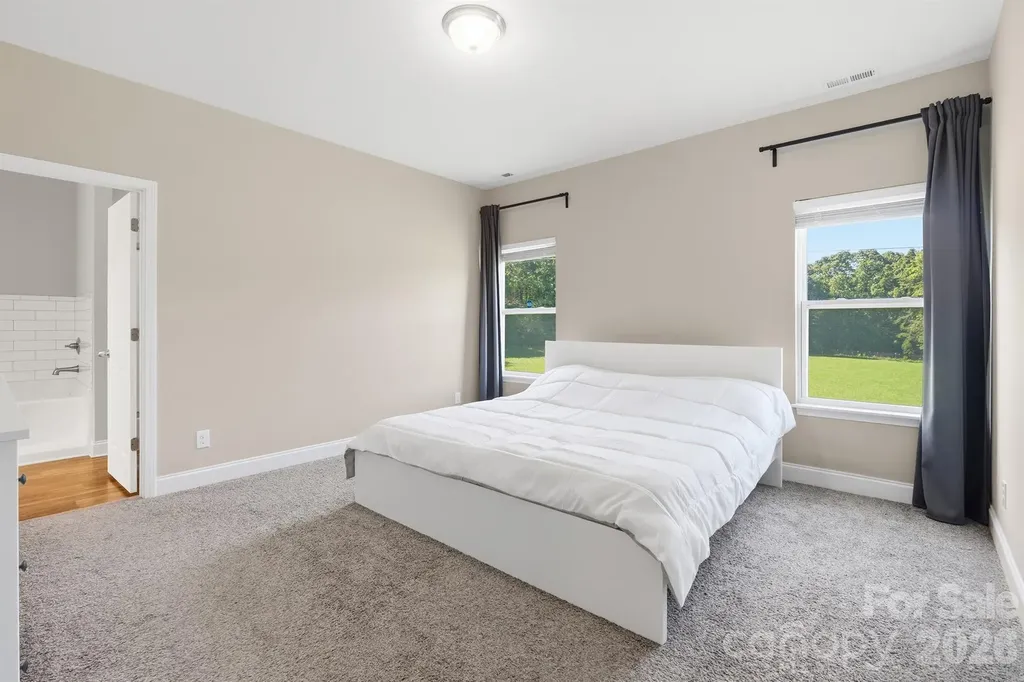 3154 NE 43rd Avenue Hickory NC 28601