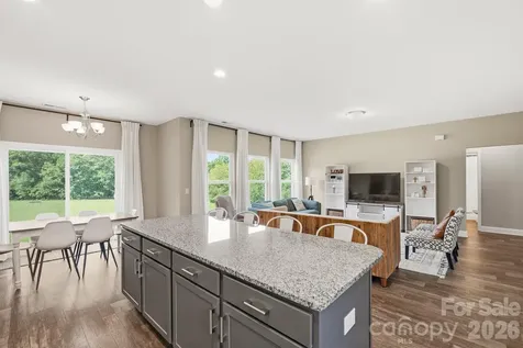 3154 NE 43rd Avenue Hickory NC 28601