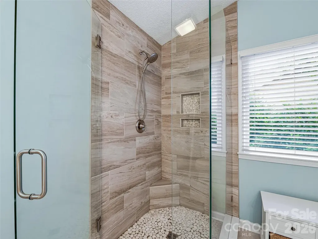 206 Southwood Court Fletcher NC 28732