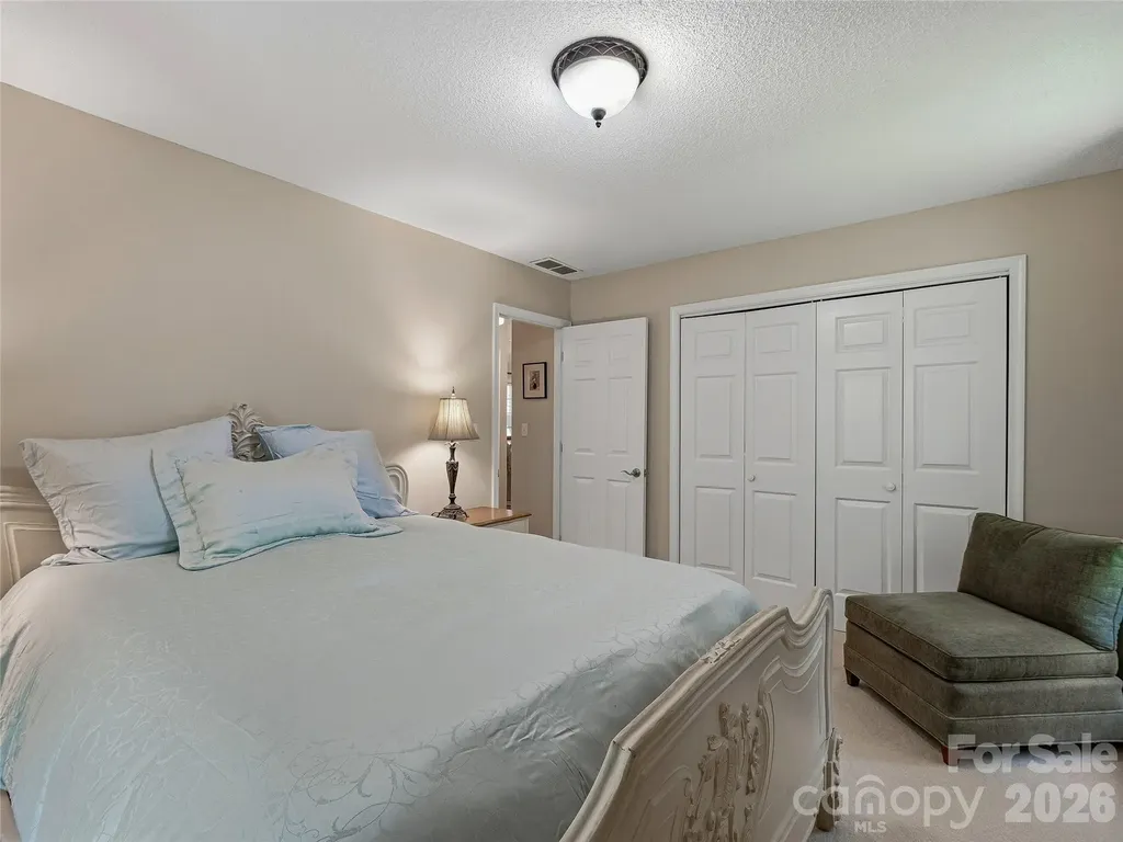 206 Southwood Court Fletcher NC 28732