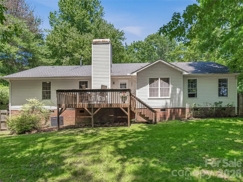206 Southwood Court Fletcher NC 28732