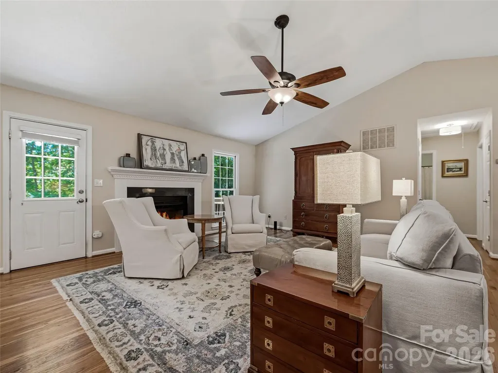 206 Southwood Court Fletcher NC 28732