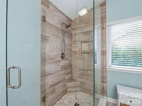 206 Southwood Court Fletcher NC 28732