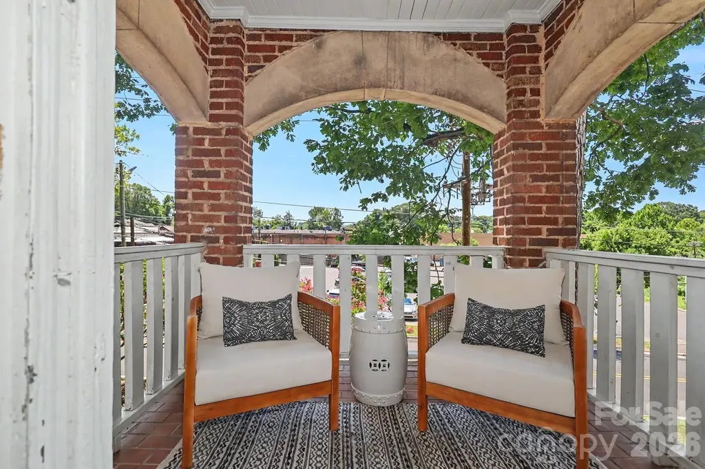 843 Ideal Way Charlotte NC 28203