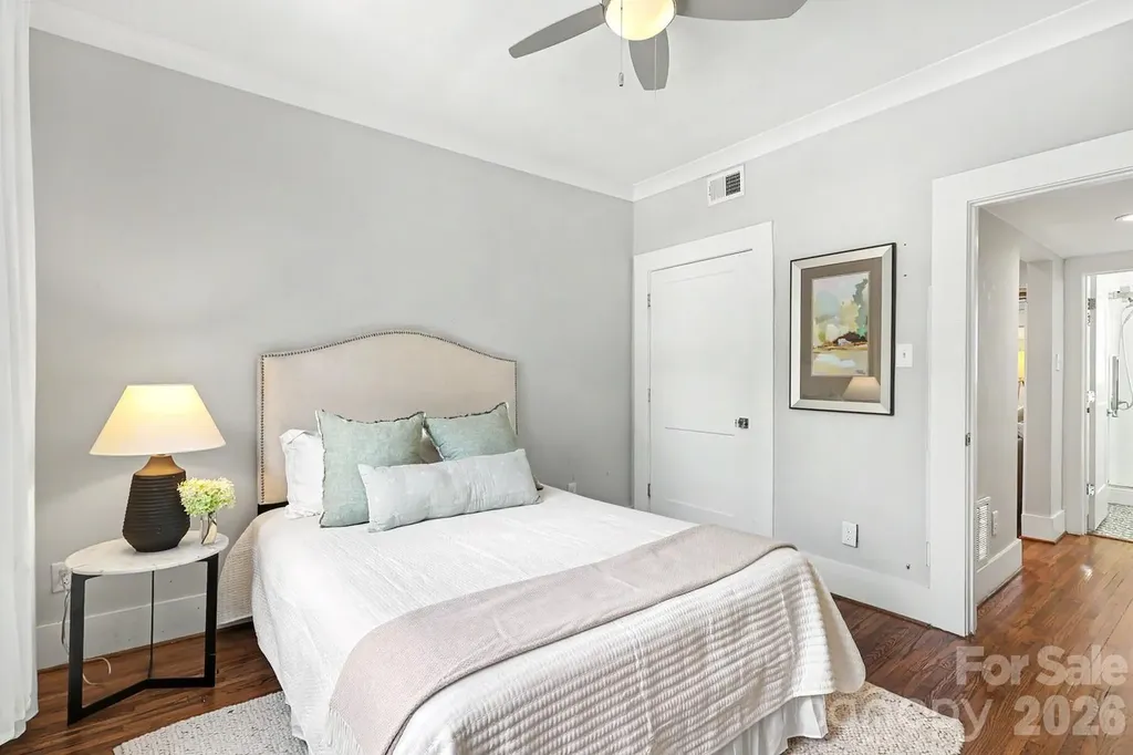 843 Ideal Way Charlotte NC 28203