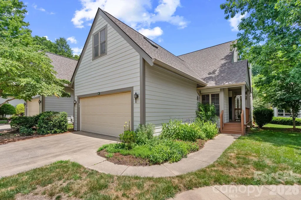 62 Pinnacle Point Asheville NC 28805