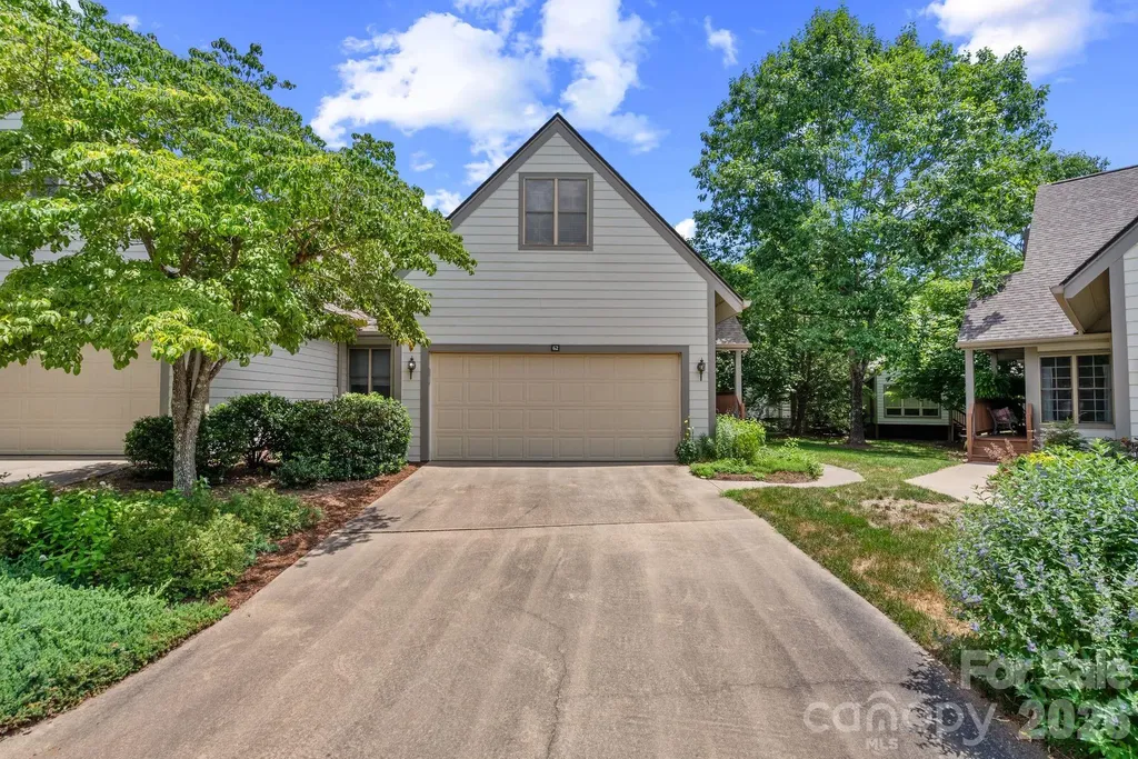 62 Pinnacle Point Asheville NC 28805