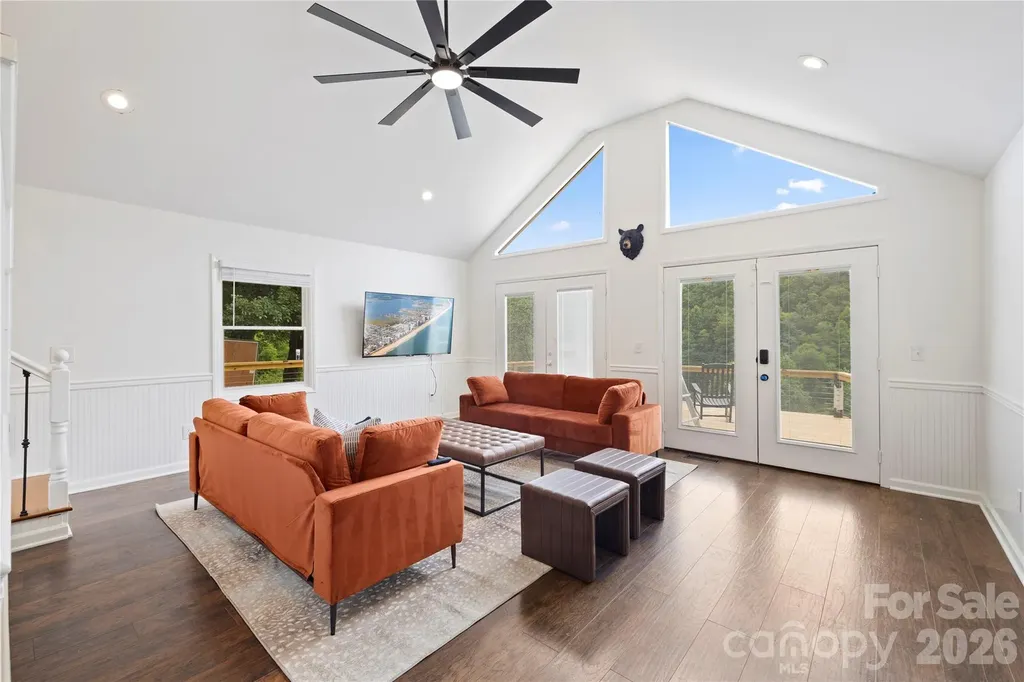 3954 Nc 80 Highway Bakersville NC 28705