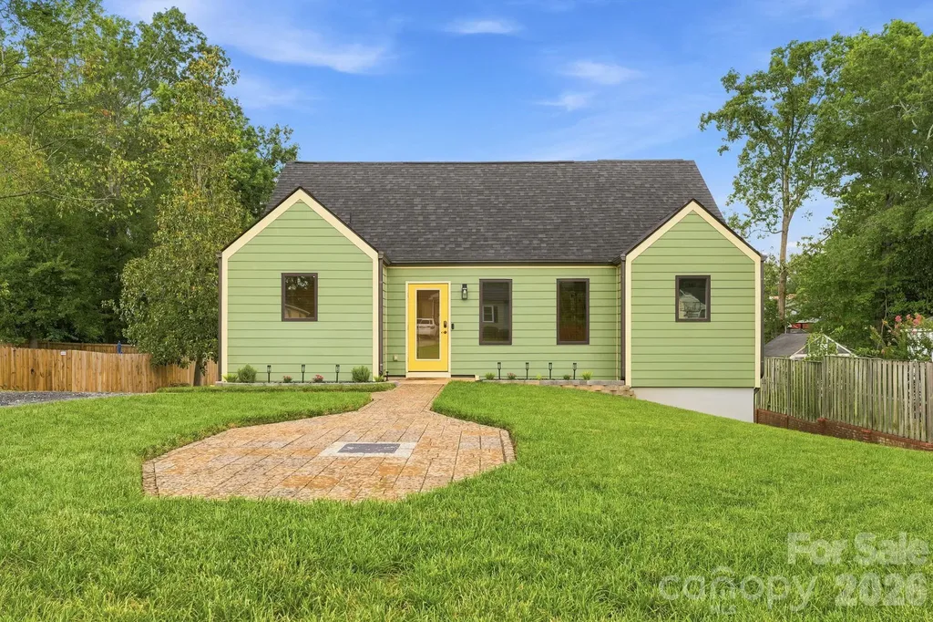 108 W Lee Avenue Bessemer City NC 28016