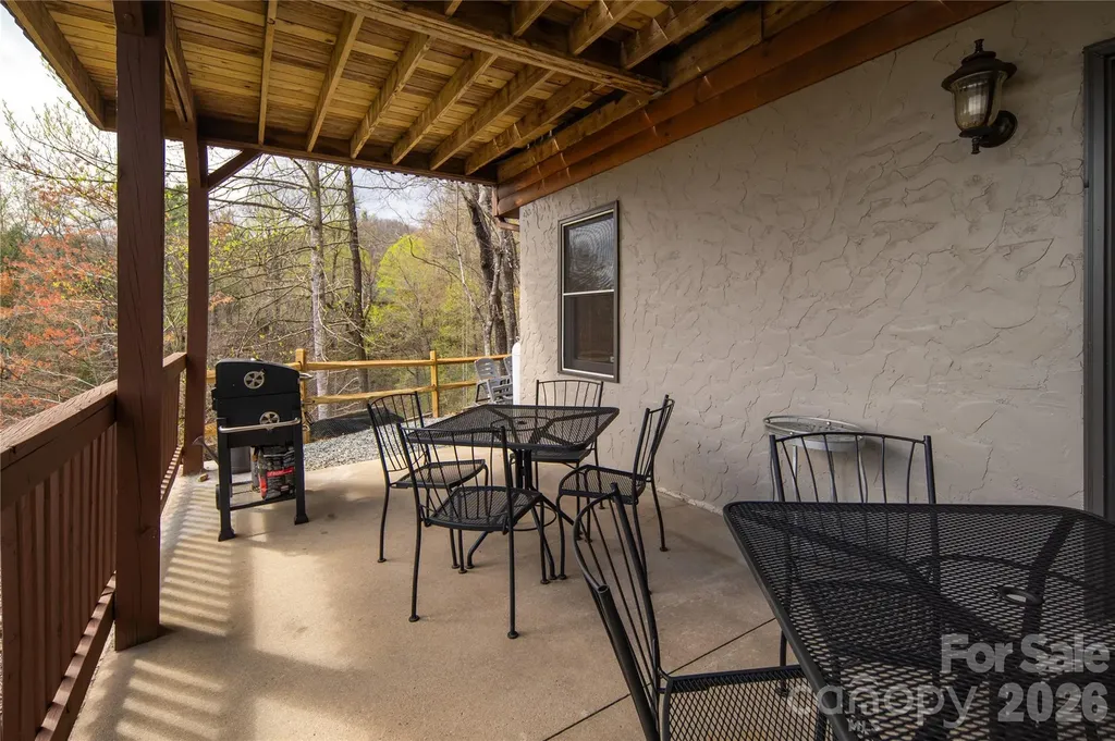 6006 Waterfalls Road Lenoir NC 28645