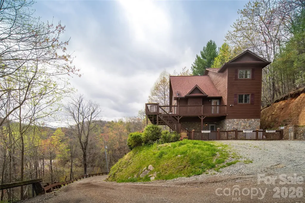 6006 Waterfalls Road Lenoir NC 28645