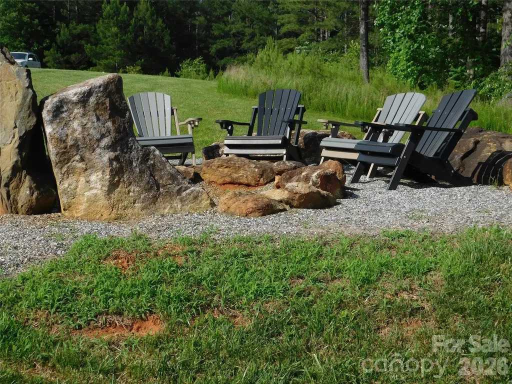 207 W Settings Boulevard NW Valdese NC 28690