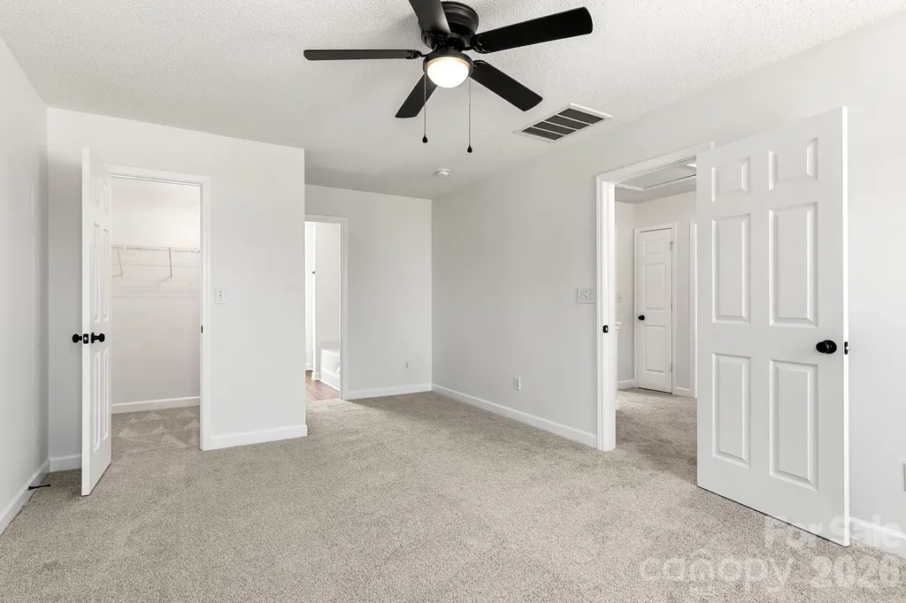 2141 Mallard Pointe Drive Kannapolis NC 28083
