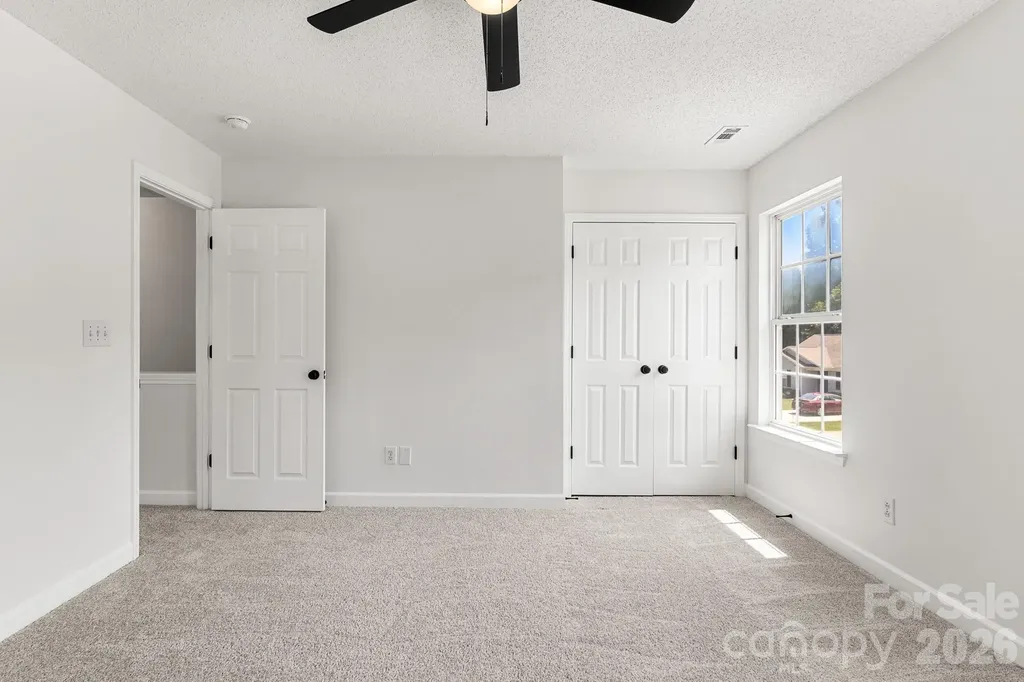 2141 Mallard Pointe Drive Kannapolis NC 28083