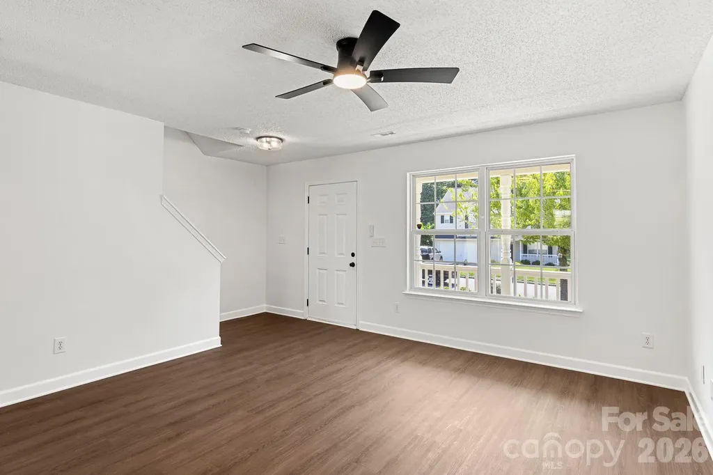 2141 Mallard Pointe Drive Kannapolis NC 28083