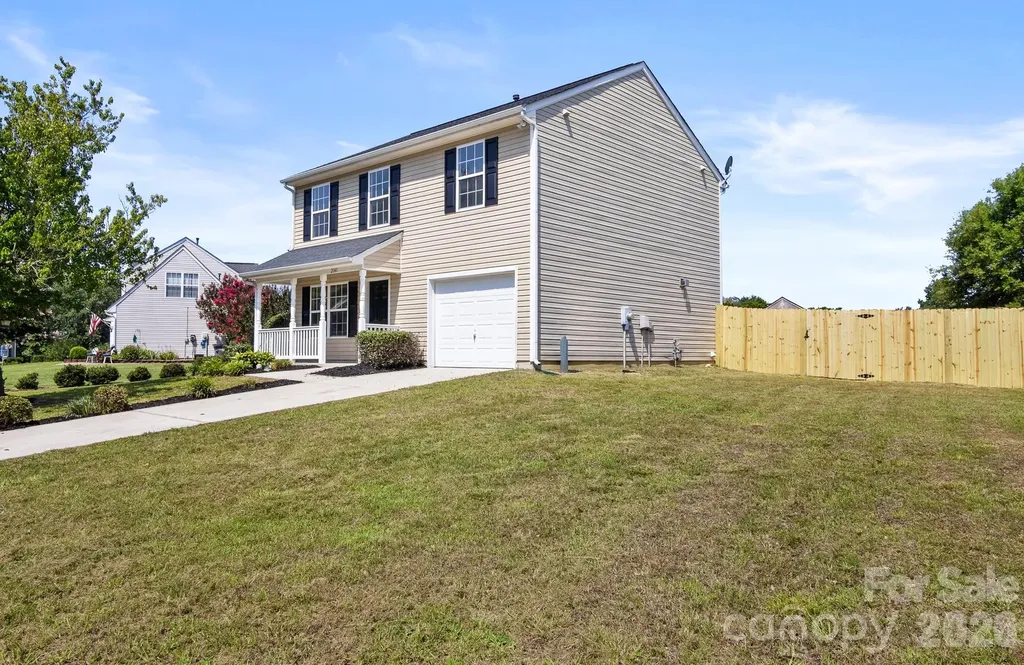 2141 Mallard Pointe Drive Kannapolis NC 28083
