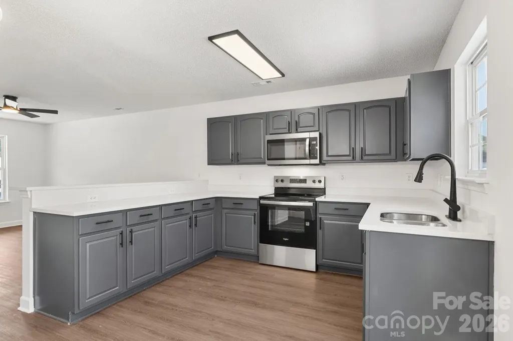 2141 Mallard Pointe Drive Kannapolis NC 28083