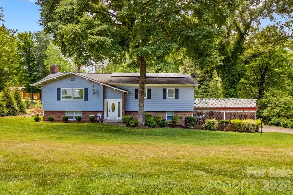 1130 24th Avenue Place NE Hickory NC 28601