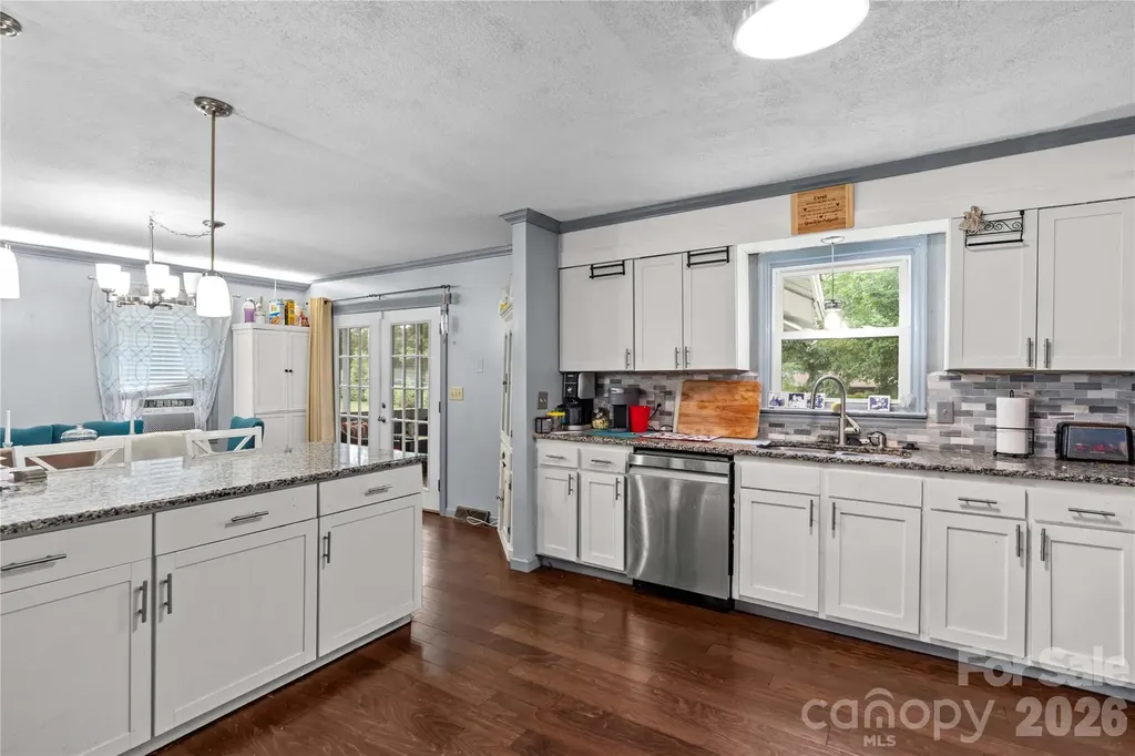 1130 24th Avenue Place NE Hickory NC 28601