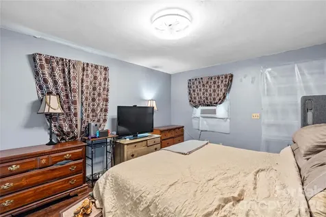 1130 24th Avenue Place NE Hickory NC 28601