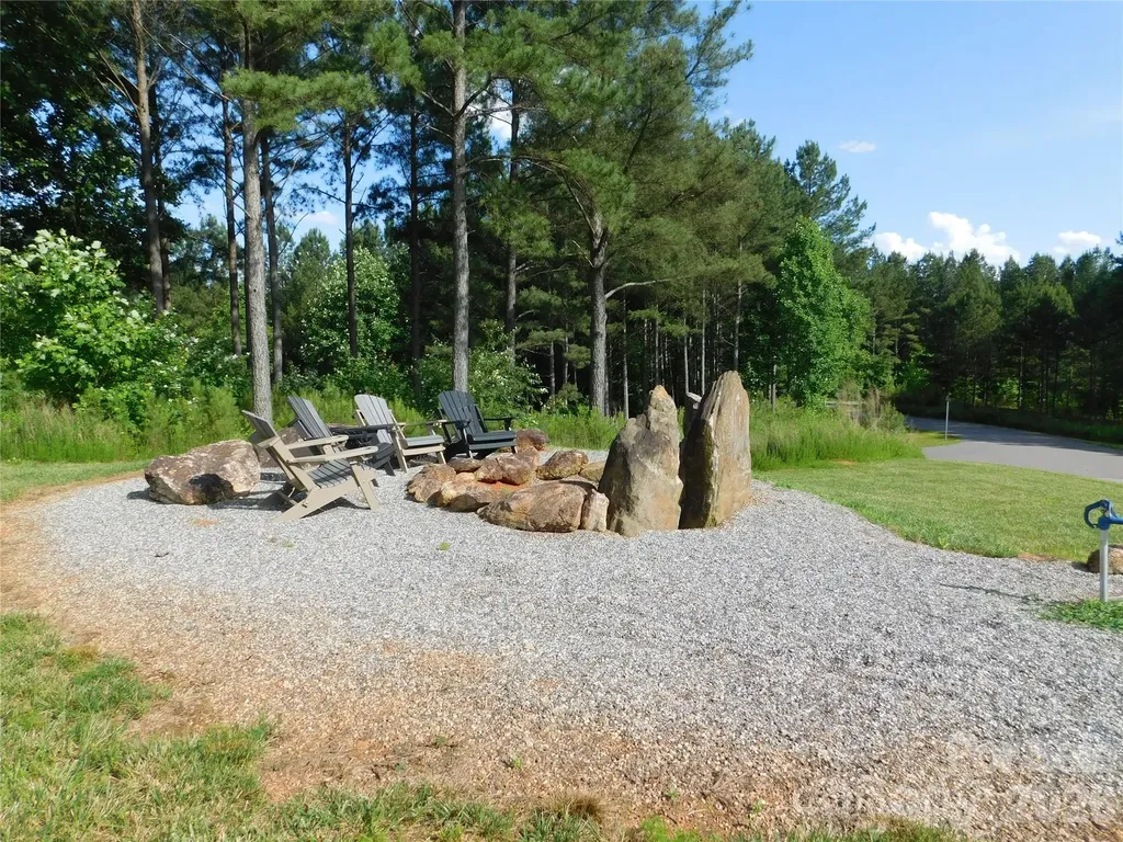 139 W Settings Boulevard NW Valdese NC 28690