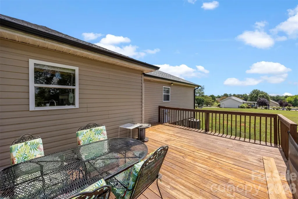 5115 Tonys Way Vale NC 28168