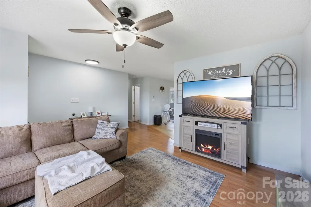 5115 Tonys Way Vale NC 28168