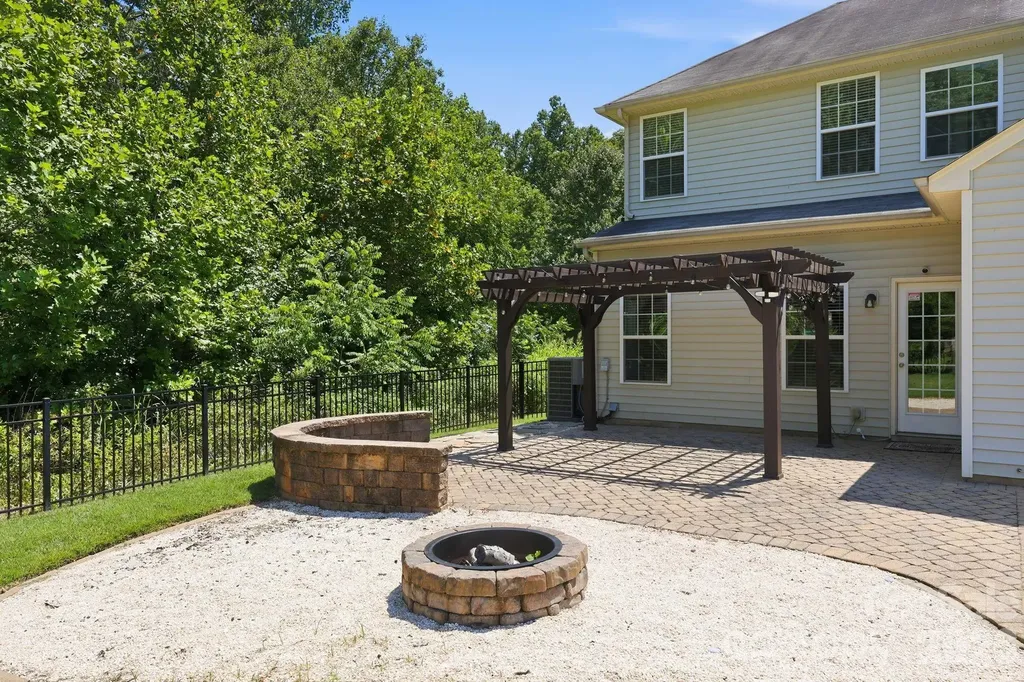 17026 Hugh Torance Parkway Huntersville NC 28078