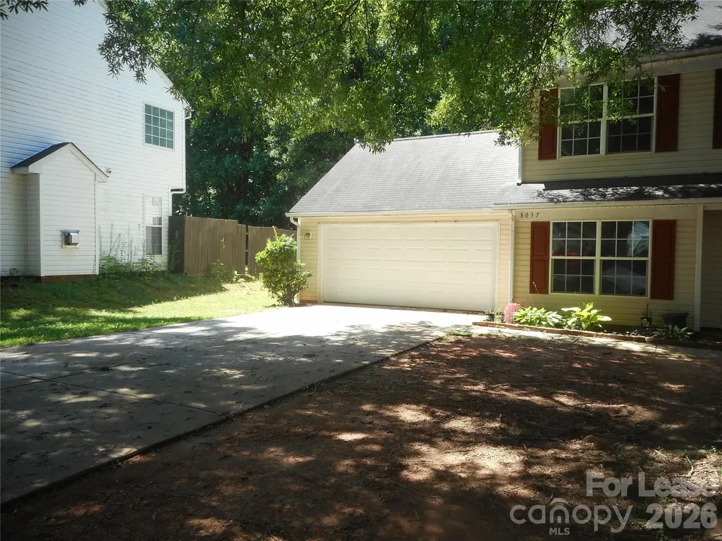8037 Shiny Meadow Lane Charlotte NC 28215
