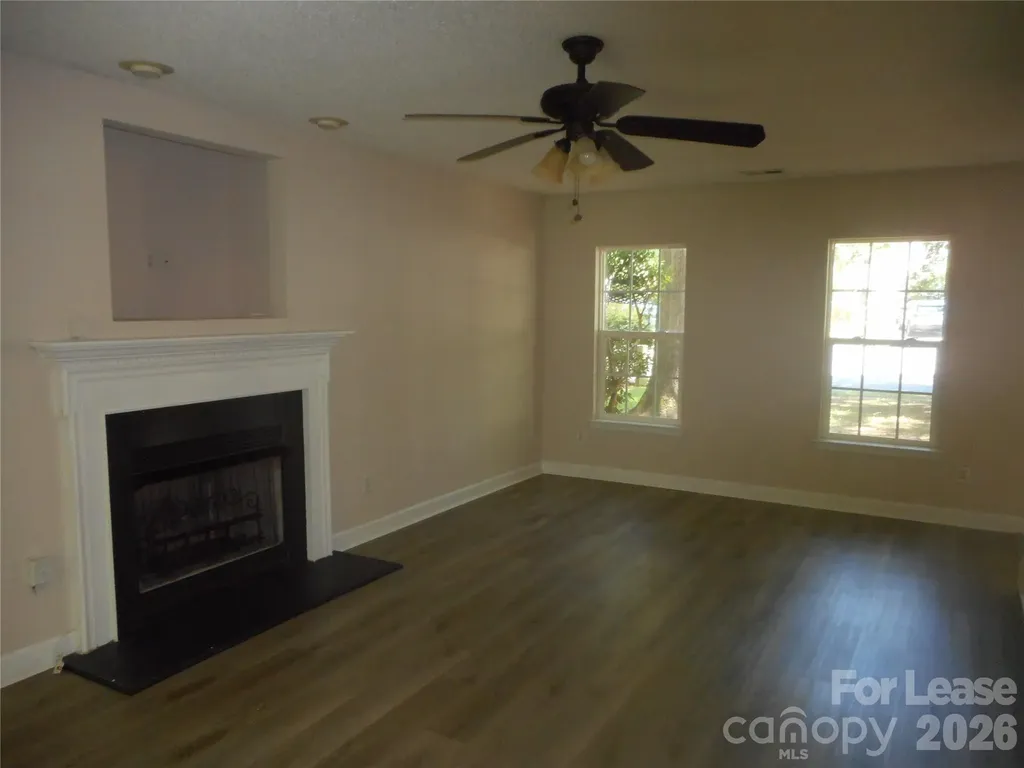 8037 Shiny Meadow Lane Charlotte NC 28215