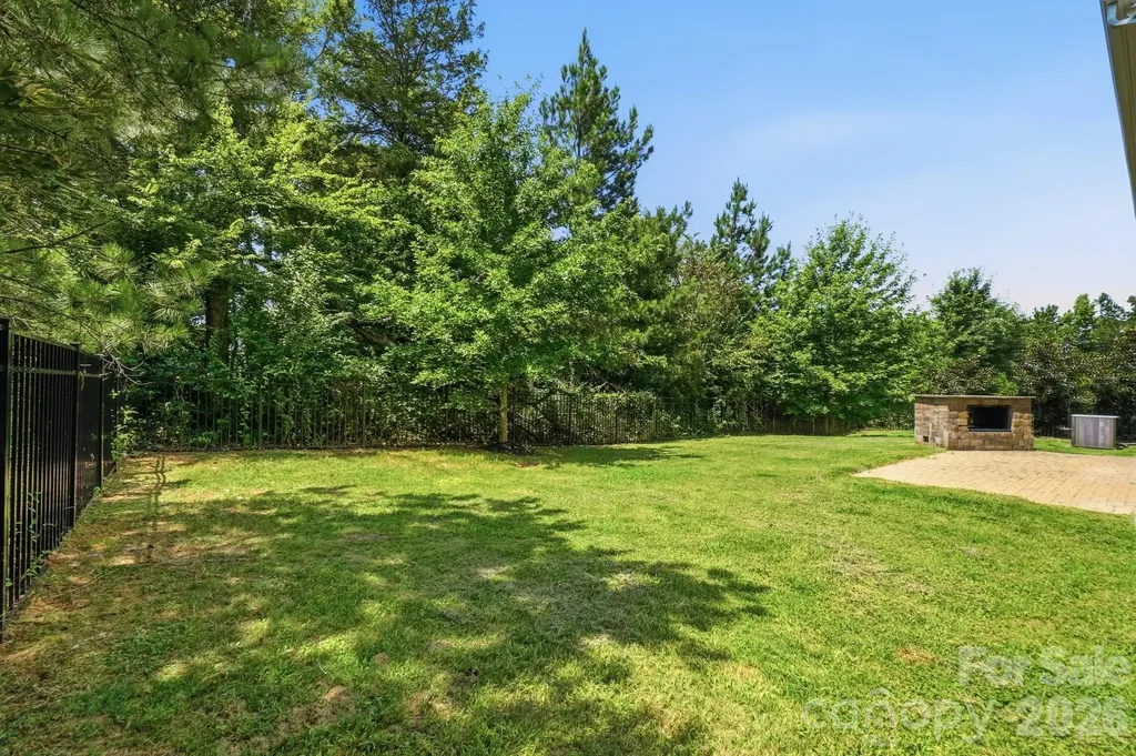 9815 Caledenia Drive Huntersville NC 28078