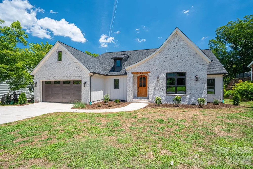 526 N Aspen Street Lincolnton NC 28092
