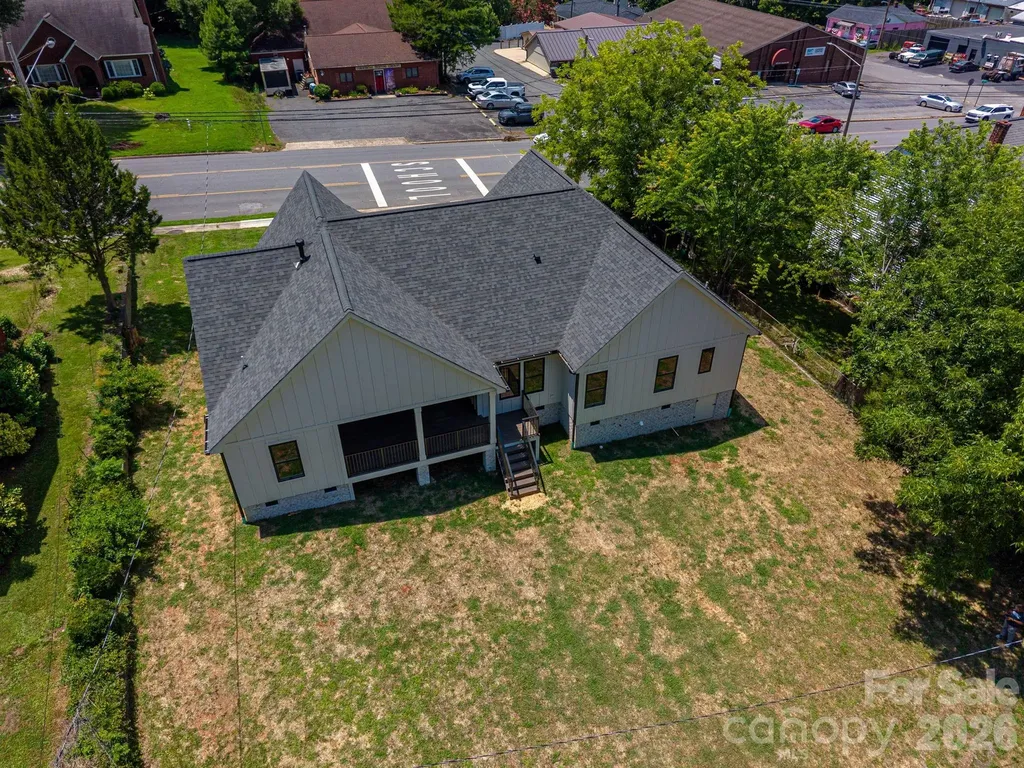 526 N Aspen Street Lincolnton NC 28092