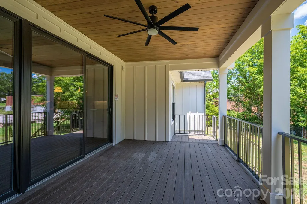 526 N Aspen Street Lincolnton NC 28092