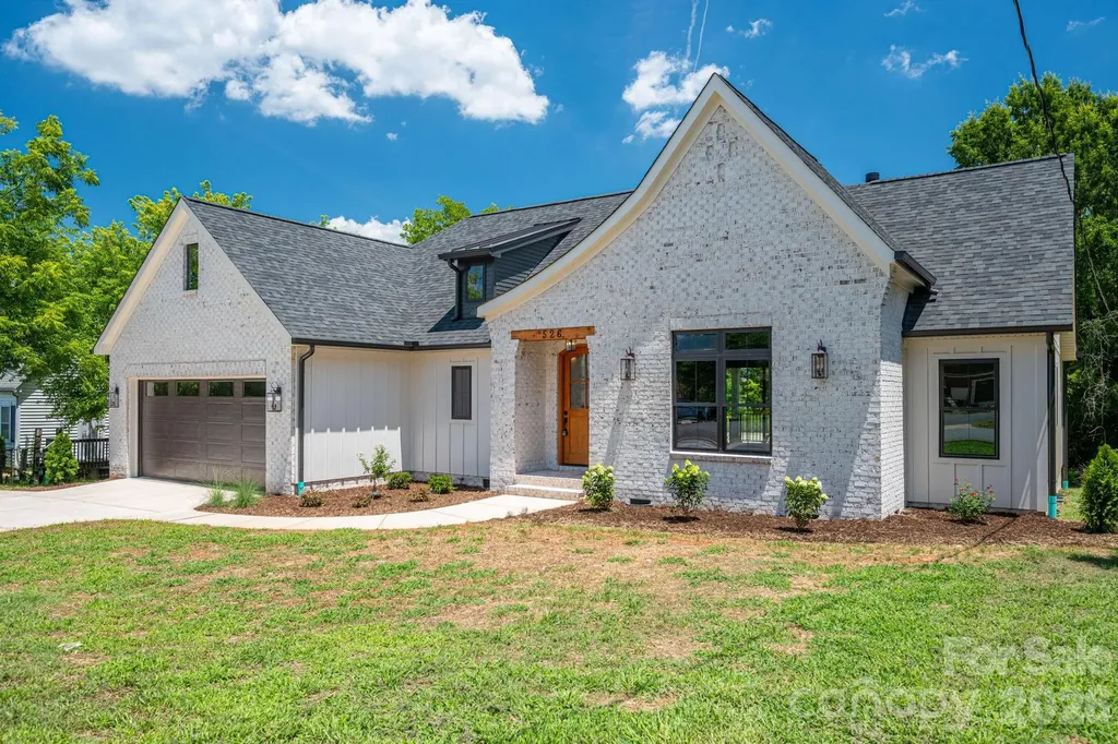 526 N Aspen Street Lincolnton NC 28092