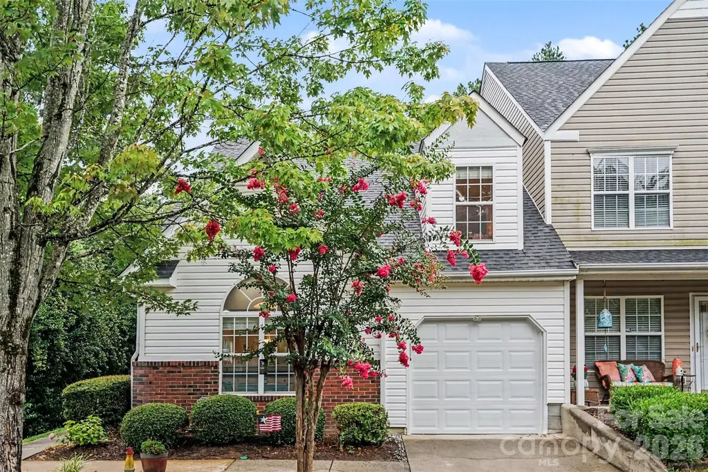 927 Sparrows Nest Lane Charlotte NC 28134