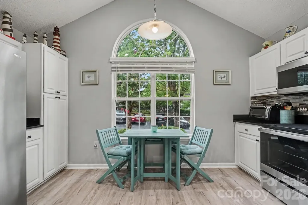 927 Sparrows Nest Lane Charlotte NC 28134