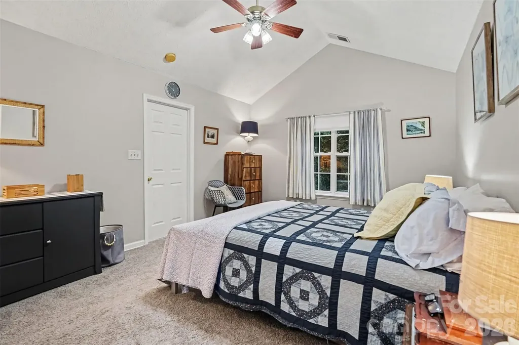 927 Sparrows Nest Lane Charlotte NC 28134