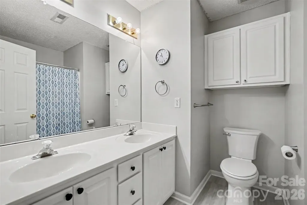 927 Sparrows Nest Lane Charlotte NC 28134