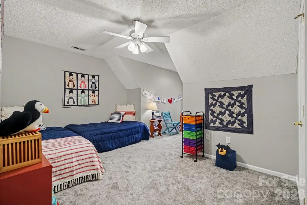 927 Sparrows Nest Lane Charlotte NC 28134
