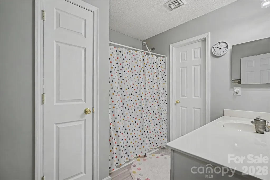 927 Sparrows Nest Lane Pineville NC 28134