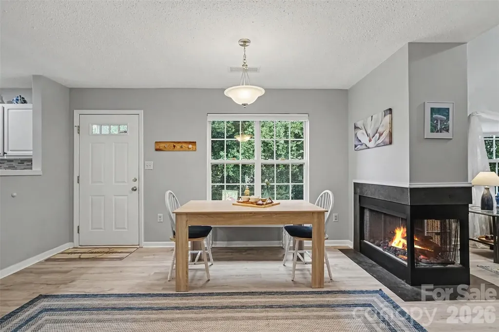 927 Sparrows Nest Lane Charlotte NC 28134