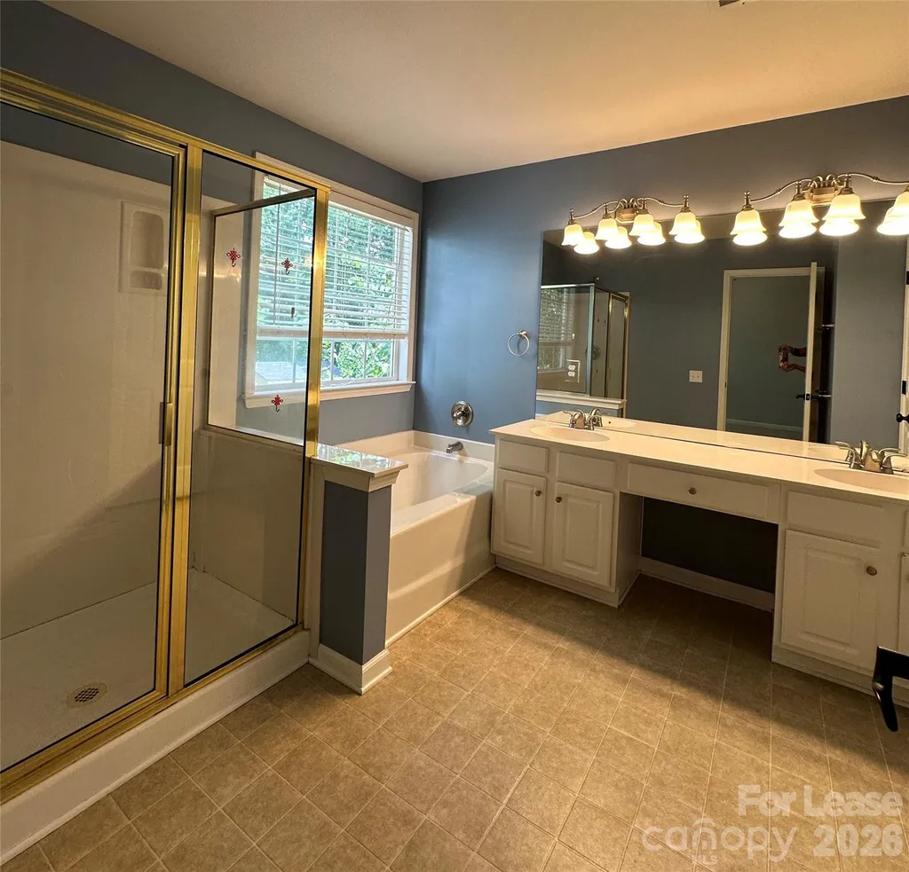 3936 Manor House Drive Charlotte NC 28270