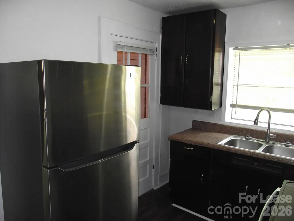 2310 Dundeen Street Charlotte NC 28216