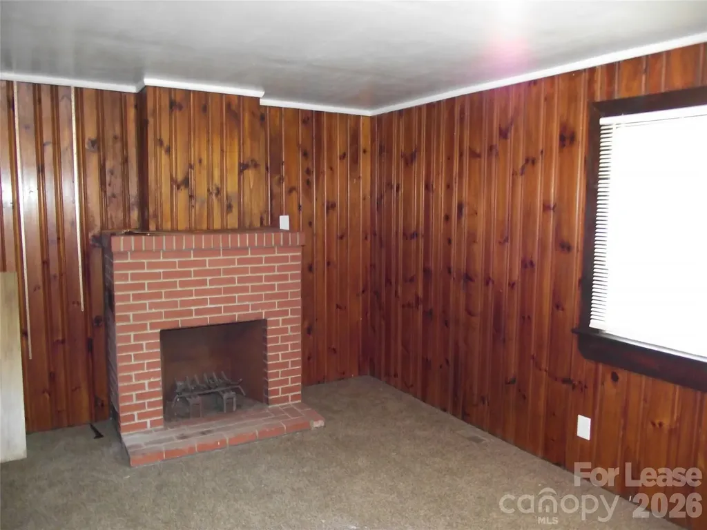 2310 Dundeen Street Charlotte NC 28216