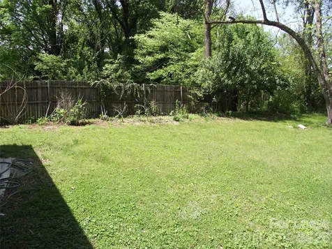 2310 Dundeen Street Charlotte NC 28216