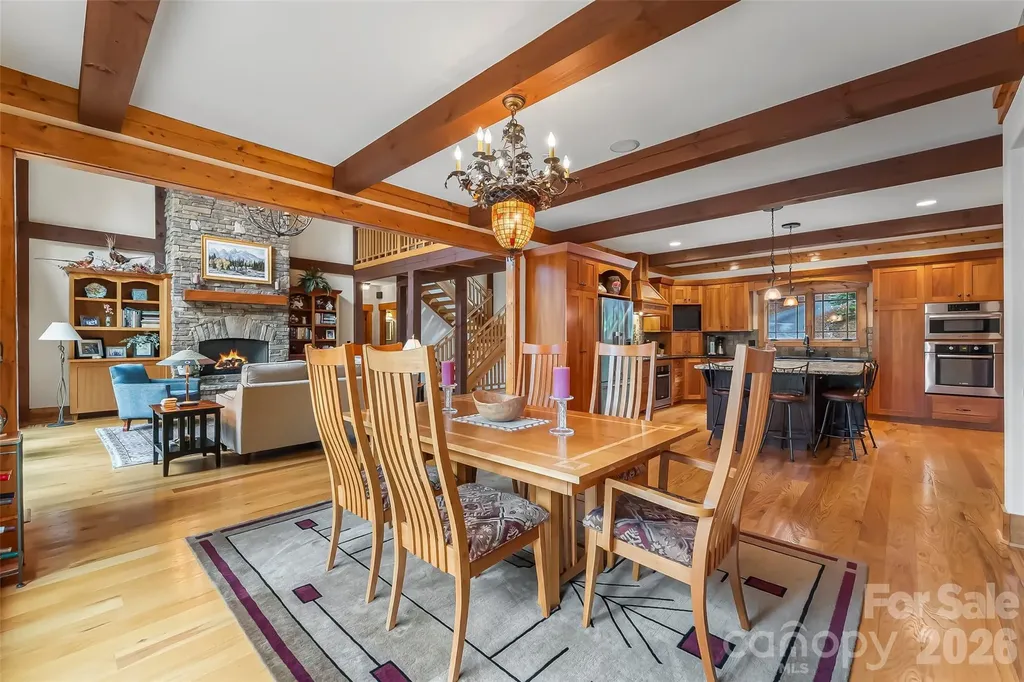 1814 Yellow Fork Trail E Nebo NC 28761