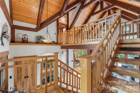 1814 Yellow Fork Trail E Nebo NC 28761