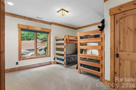 1814 Yellow Fork Trail E Nebo NC 28761
