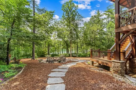 1814 Yellow Fork Trail E Nebo NC 28761